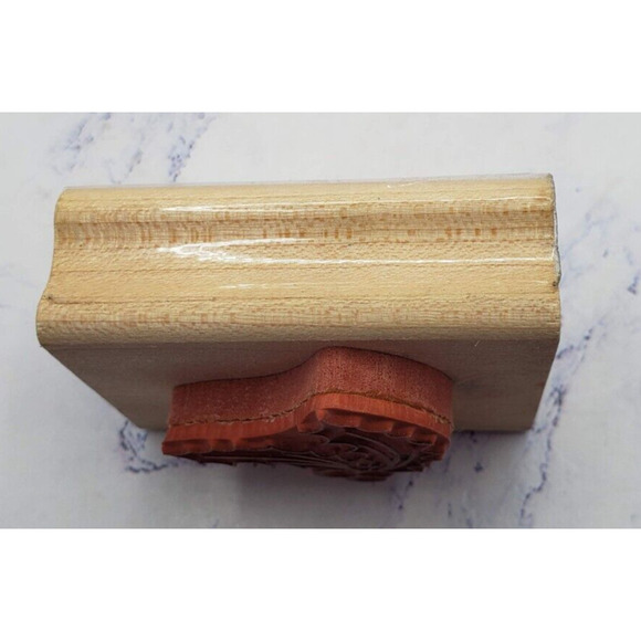 Holly Leaves and Berries Canadian Maple Collection Wood Mounted Rubber Stamp - Picture 5 of 8